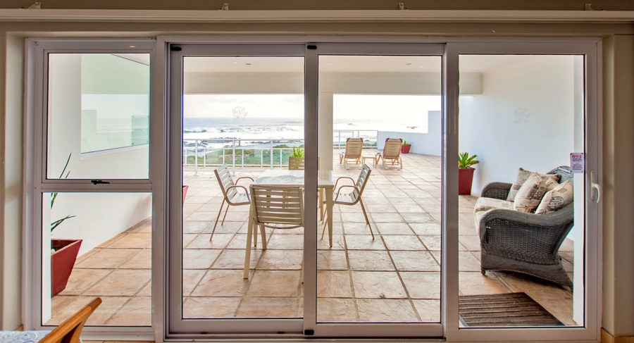 9 Bedroom Property for Sale in Shelley Point Western Cape